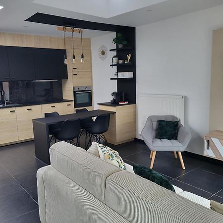 Le Studio La Louvière Екстериор снимка