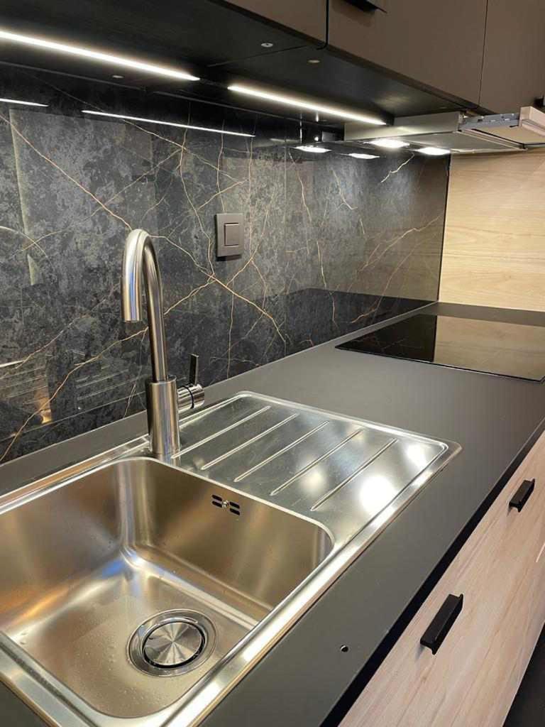 Le Studio La Louvière Екстериор снимка