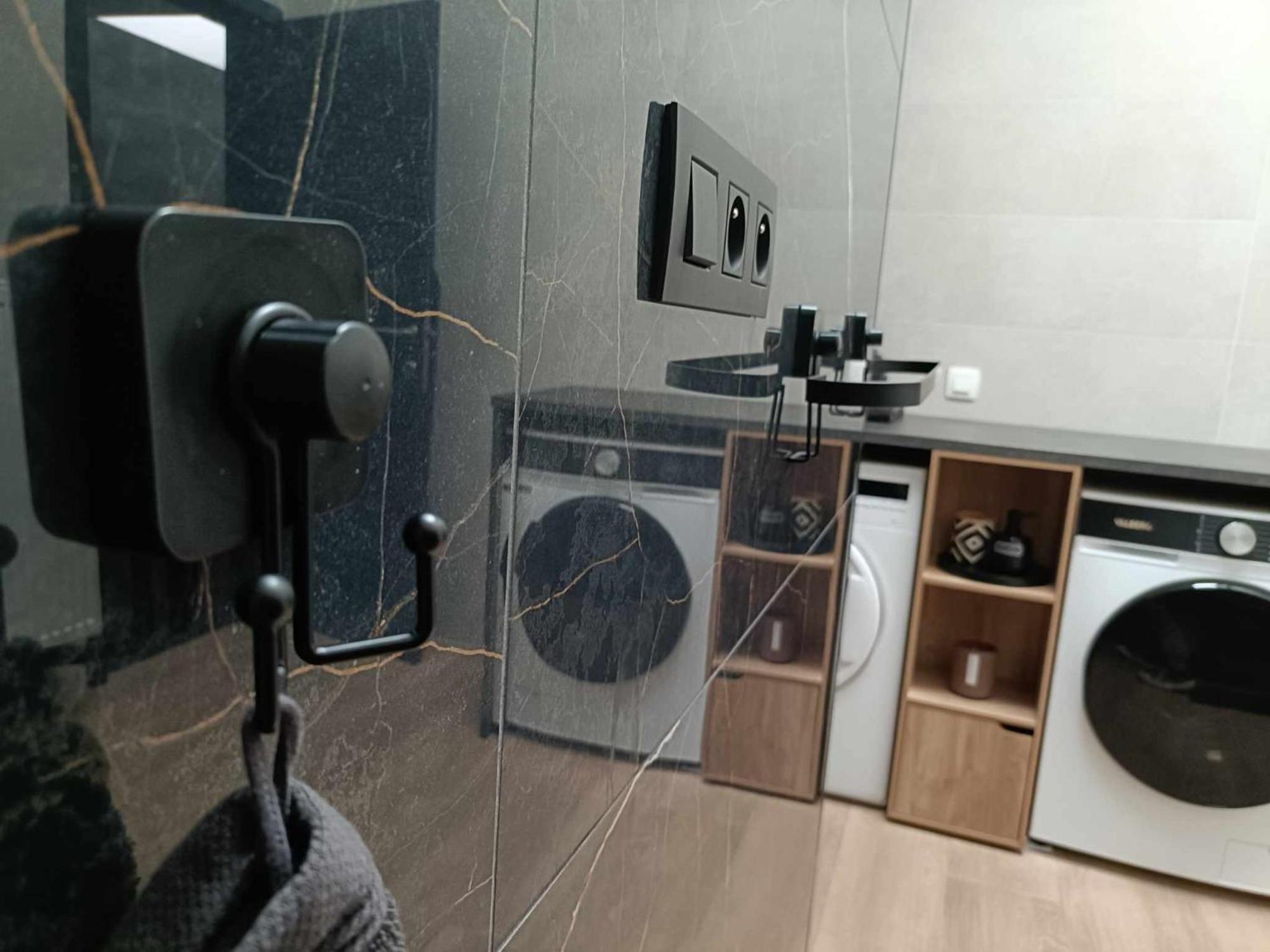 Le Studio La Louvière Екстериор снимка